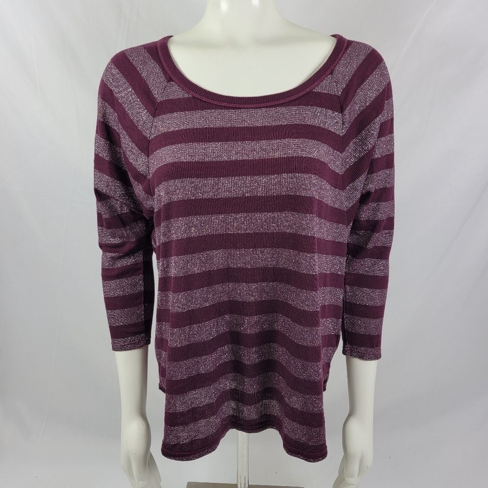American Eagle Womens Shirt Size M Maroon Metalic Striped 3/4 Sleeve